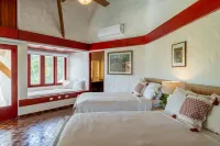 Ocean View Villa, Pool, BBQ, Jacuzzi, Staff Incl - 4つ星