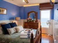 Stunning 3 Bedroom Apartment in Radazul with Ocean Views Hotele w: Radazul
