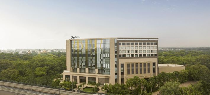 Radisson Hotel Delhi MG Road Hotels in New Delhi