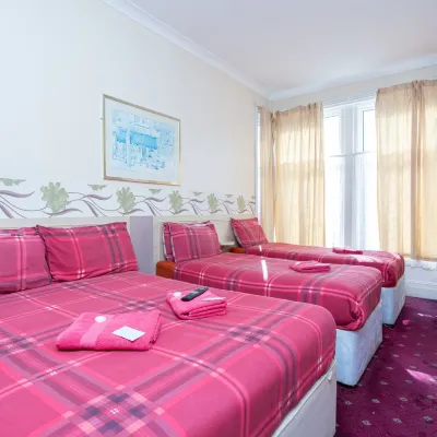 Sleep Well Hotel Отели рядом с достопримечательностью «Блэкпулский фестиваль "Иллюминации"»