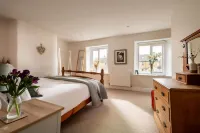 Woodbine Cottage - Homestays