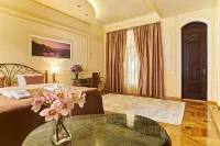 S&L Boutique Hotel