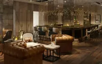 Ecrin Blanc Resort Courchevel - Aquapark - bar