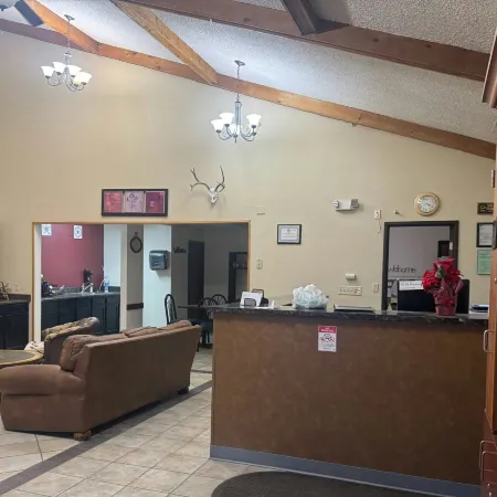 Lone Tree Inn