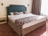 Park Hotel チェルケスクのホテル