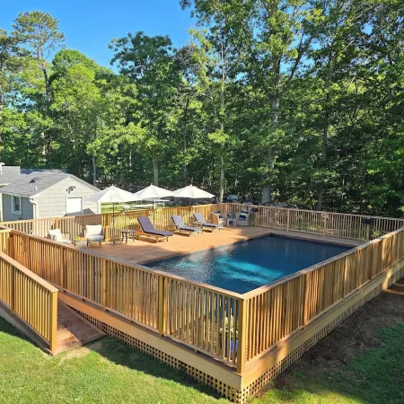 One Bedroom Hamptons Waterfront Cottage