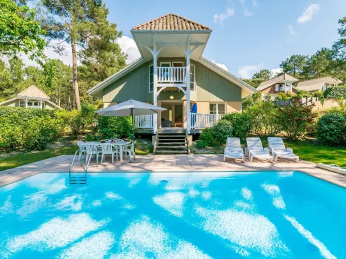 Villa for 6 People With Swimming Pool - Wifi