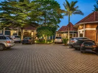 La Planete Hotel - parking