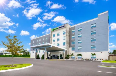 Holiday Inn Express & Suites TAMPA STADIUM - AIRPORT AREA by IHG Отели рядом с достопримечательностью «Зоопарк Лоури»