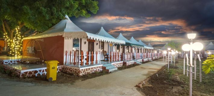 Vasant Vihar Resort Hotels in Narmada