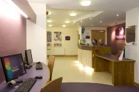 Premier Inn Lisburn - parking