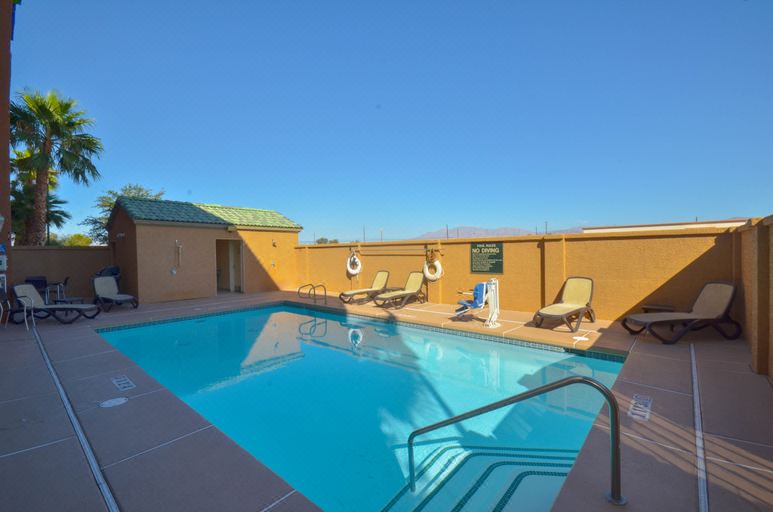 Holiday Inn Express LAS Vegas-Nellis by IHG photo 5