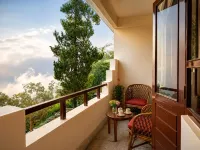 SPARROW CHIMINDA A-HERITAGE HOTEL MIDDLE PELLING - Mountain view