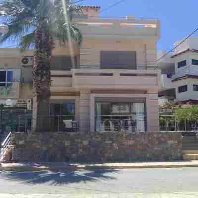Maria Apartments Hotel Exterior