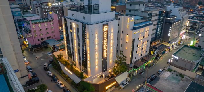 Denbastar Hotel in Myeongseo 昌原市のホテル