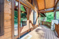 Game Room + Deck: Spacious Spruce Pine Retreat! - Homestays