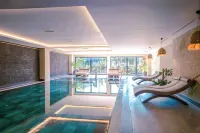 Liu Resorts - Private Pools