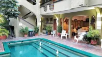 Solimar Inn Suites - Pools