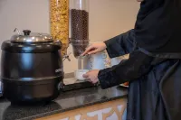 Saja by Warwick Makkah Hotel - servizio colazione
