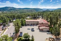 Comfort Inn & Suites Midtown - 2-Star