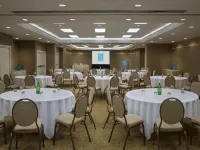Toronto Don Valley Hotel Hotels near Danforth