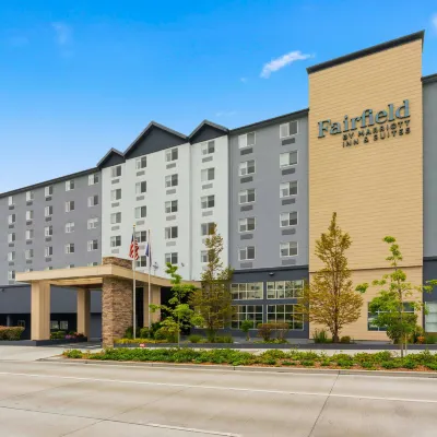 Fairfield Inn & Suites Seattle Downtown/Seattle Center Hotels near Museum of Pop Culture
