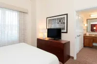 Residence Inn Moline Quad Cities - Pet friendly