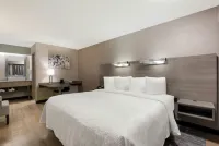 Red Roof Plus+ Chicago - Naperville - 2-Star