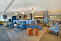 Home2 Suites by Hilton Victorville - parking