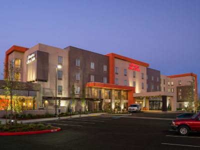 Hampton Inn & Suites Portland/Vancouver