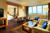 Sheraton Club des Pins Resort - parking