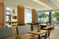 Element Anaheim Resort Convention Center - Pet friendly