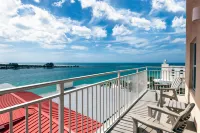 Hampton Inn & Suites Clearwater Beach - Scenic