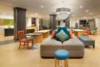 Home2 Suites Roanoke Airport - Swimmingpools