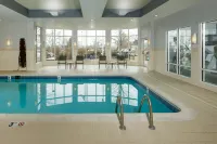Hilton Garden Inn Cincinnati Blue Ash - Lemmikkieläimet sallittu