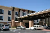 Hampton Inn Brentwood - 2-Star