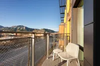 Embassy Suites by Hilton Boulder - con vistas a la montaña