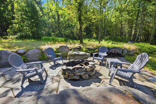 Secluded modern cabin with hot tub - Boutique