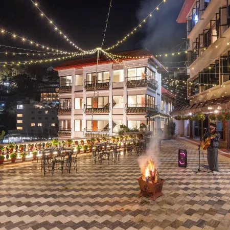 Hotel Vishnu Palace