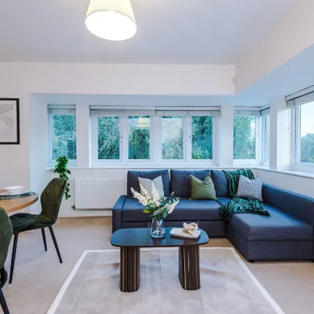 2-bed Apartment in Manchester - Free Parking