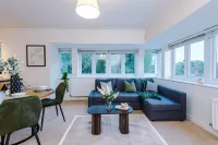 2-bed Apartment in Manchester - Free Parking - Wifi