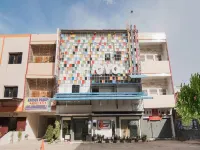 Hotel K77 - موقف سيارات