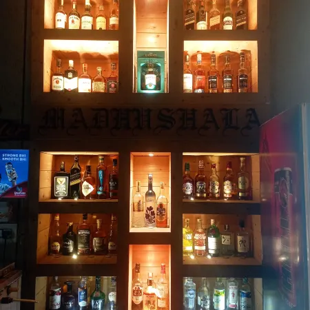 Hotel Mahaveer International