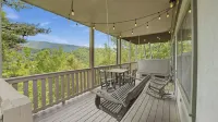Dancing Bear by Avantstay Cozy Cabin + Jacuzzi + Decks Arcade + Mountain Views Near Park - Wifi
