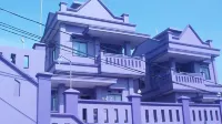 Vila Kembar Ungu B Max. 12 Paxs - 2-Star