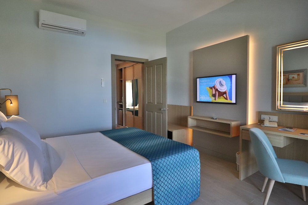 Aqua Fantasy Aquapark Hotel & Spa - All Inclusive