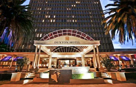 Duxton Hotel Perth Отели рядом с достопримечательностью «Barracks Arch»