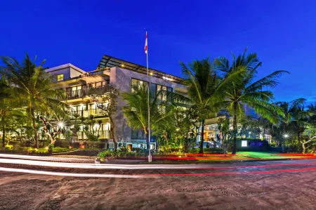 Klapa Resort Отели рядом с достопримечательностью «Thomas Beach»