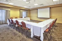 Hampton Inn & Suites Madison West - 2-Star
