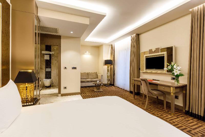 Ramada by Wyndham Istanbul Golden Horn